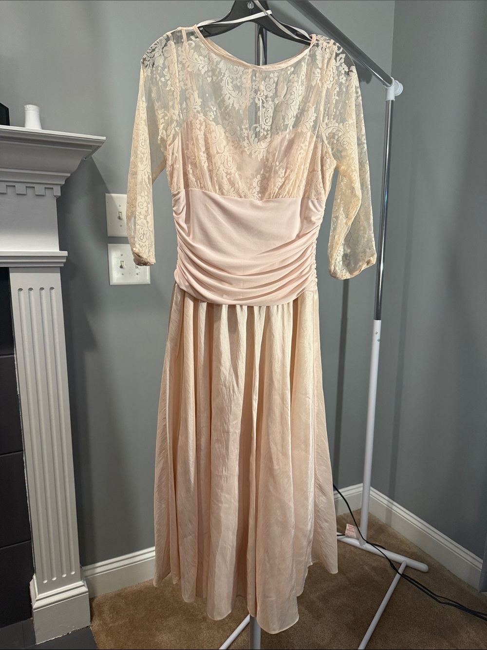 Jessica Howard Blush Lace Bodice Midi Dress